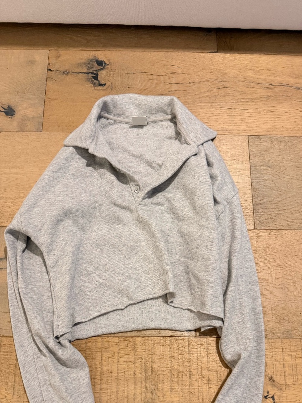 Sunday Best - Cropped Collar Sweater (Grey, XS)
